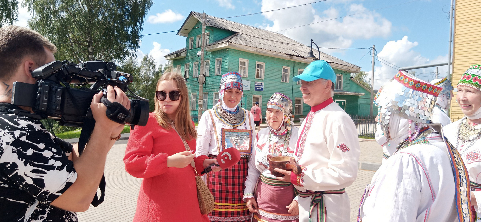 ЦЕНТР НАРОДНОГО ТВОРЧЕСТВА │Народный фольклорный коллектив «Кунер» на VIII  Всероссийском фольклорном фестивале «